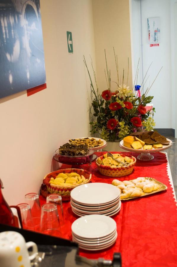 Bed and Breakfast Relais Cola Di Rienzo Рим Экстерьер фото